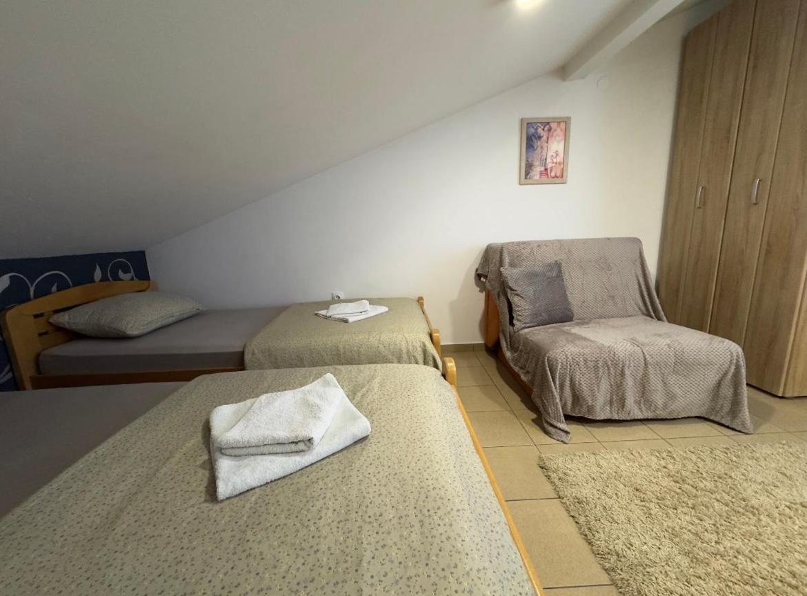 Guesthouse Vladimir & Ana Pancevo Exterior photo
